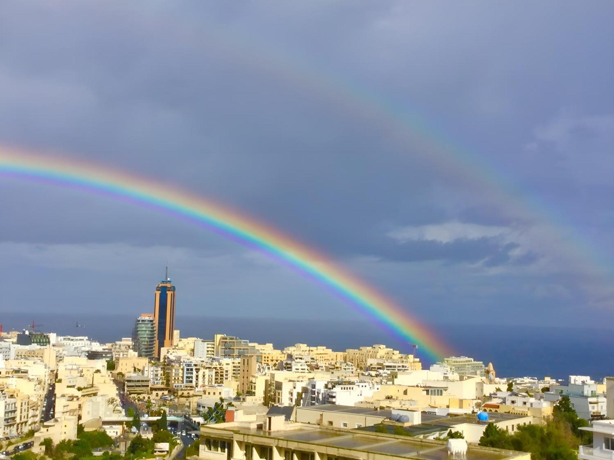 Appartement Top-notch With Sea View, Bbq And Jacuzzi San Ġiljan
